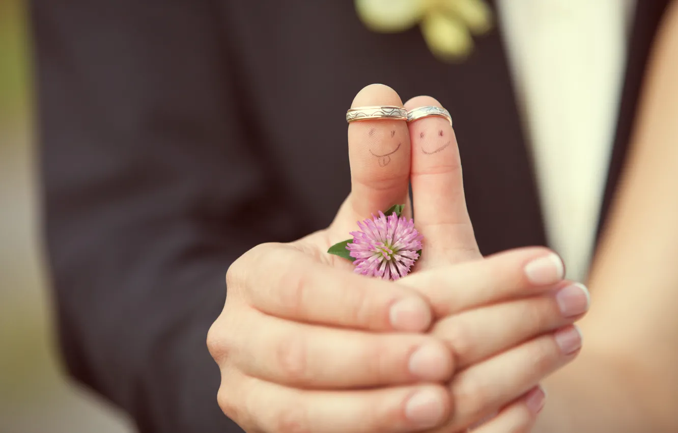 Photo wallpaper flower, girl, creative, positive, ring, pair, clover, guy