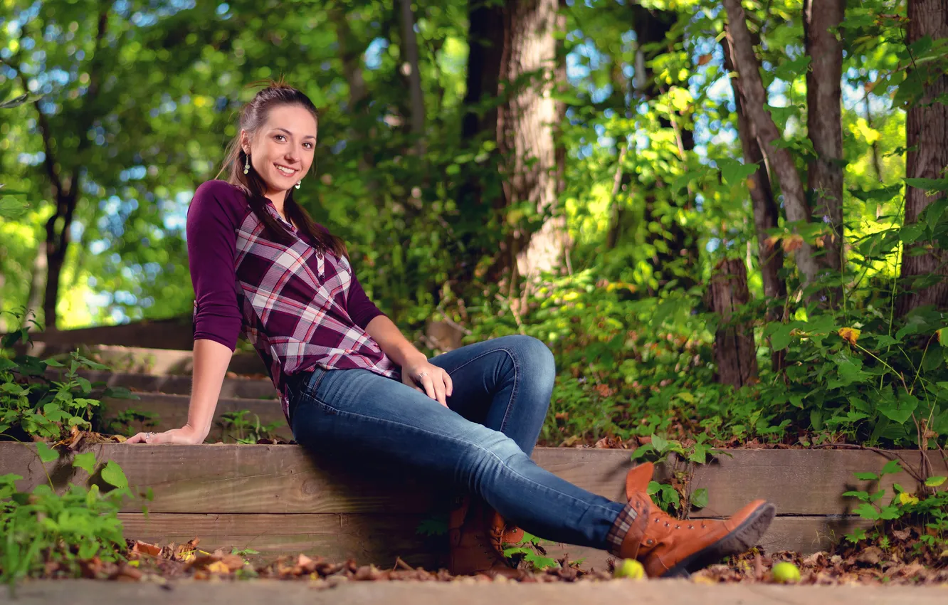 Photo wallpaper smile, jeans, Megan, blouse