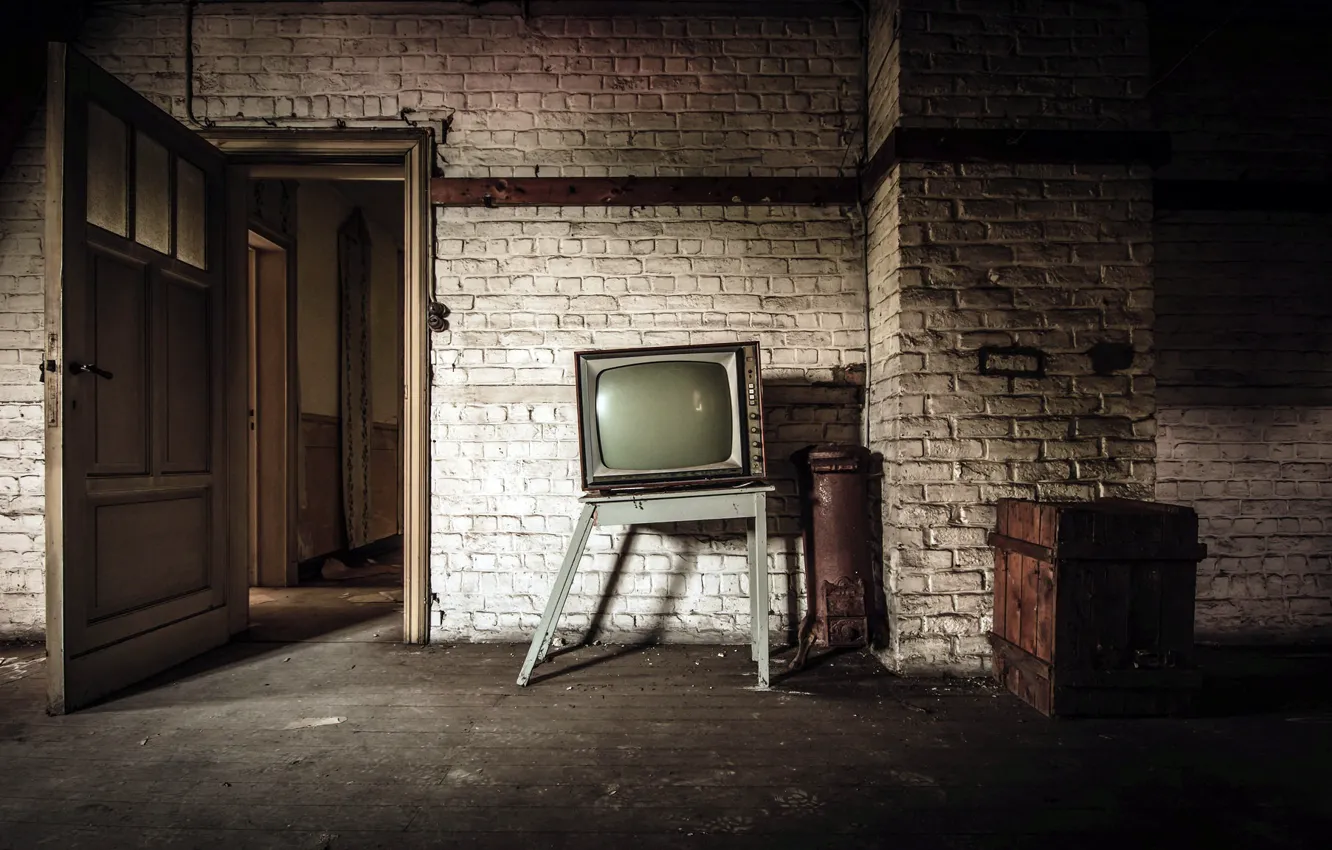 Photo wallpaper room, the door, TV