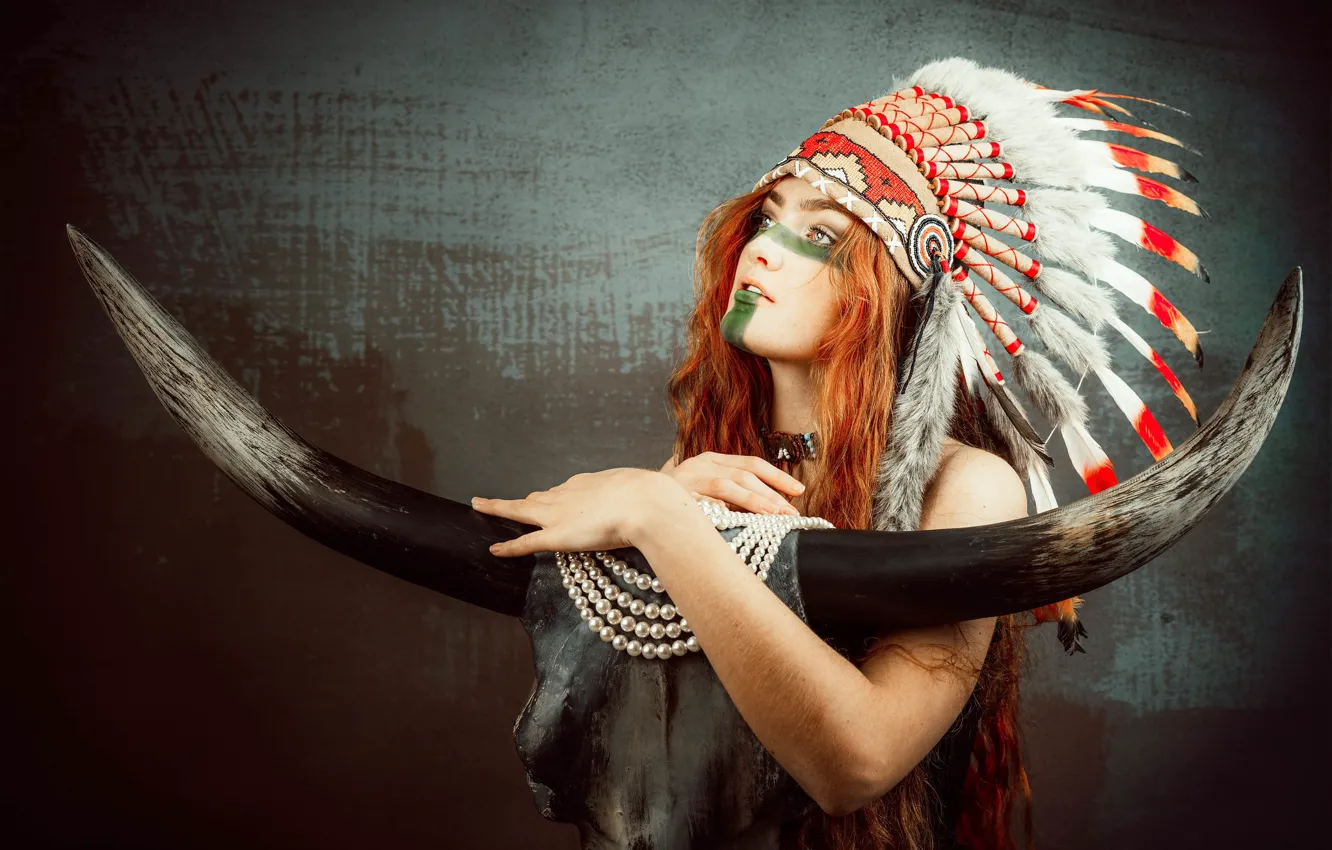 Photo wallpaper girl, face, background, skull, feathers, horns