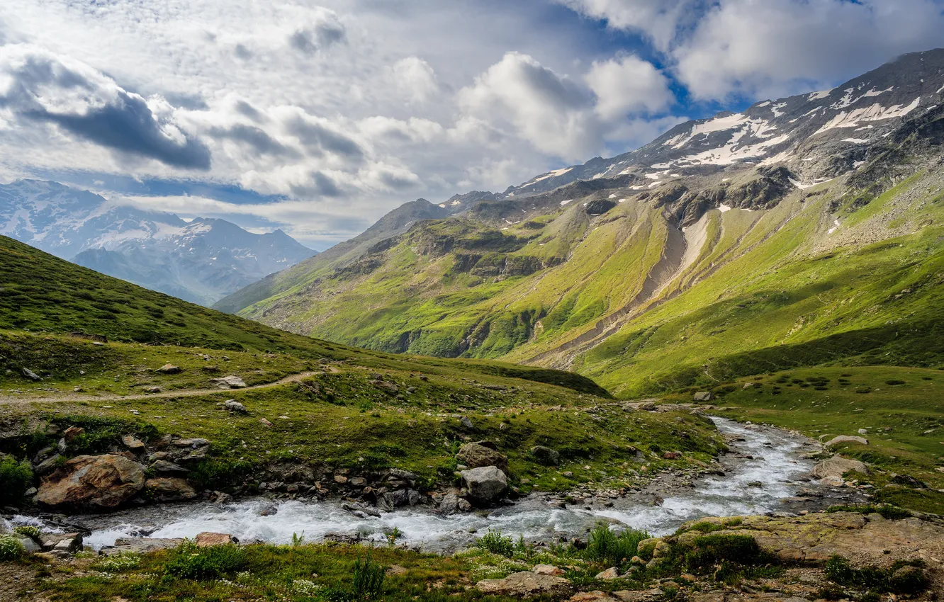 Photo wallpaper clouds, mountains, Italy