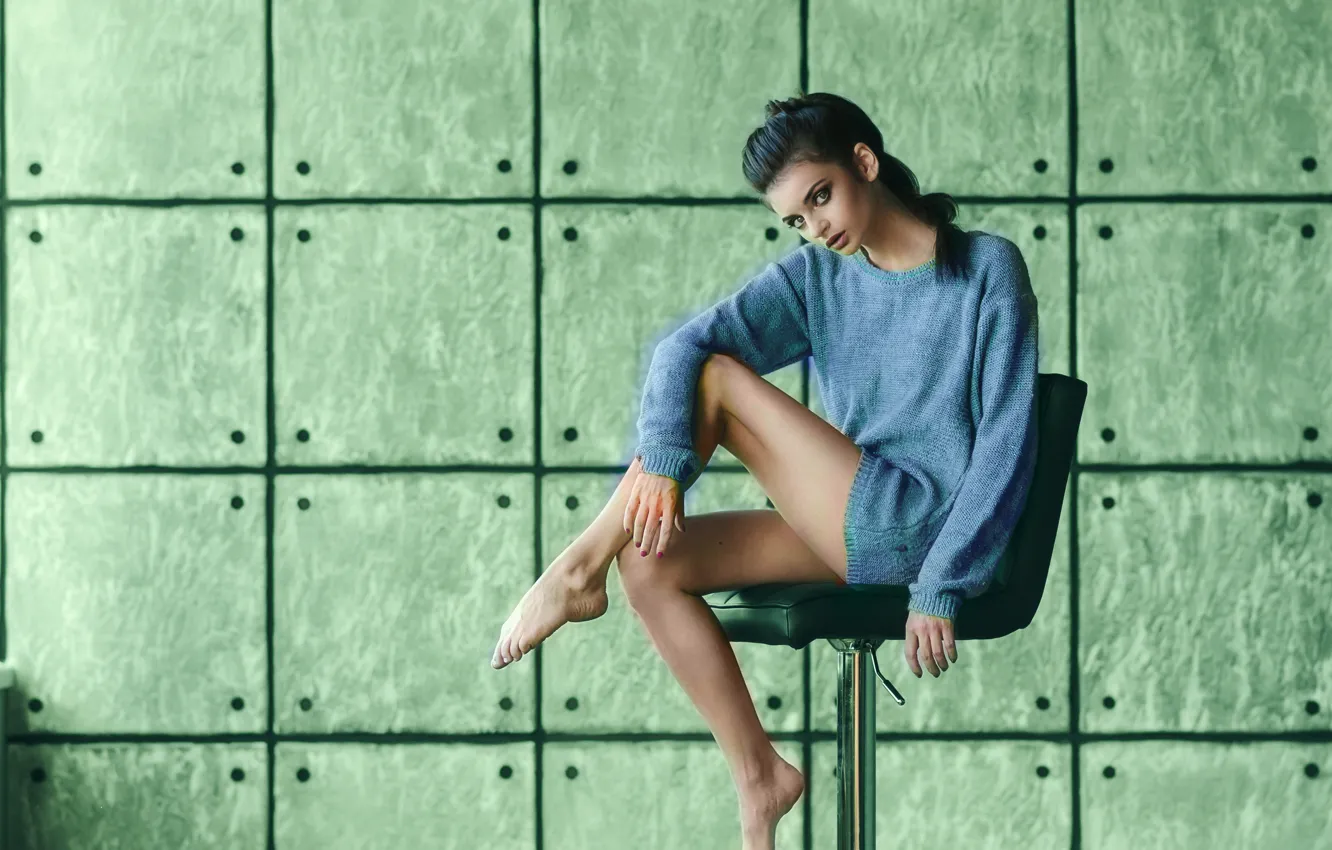 Photo wallpaper pose, background, feet, model, chair, sweater