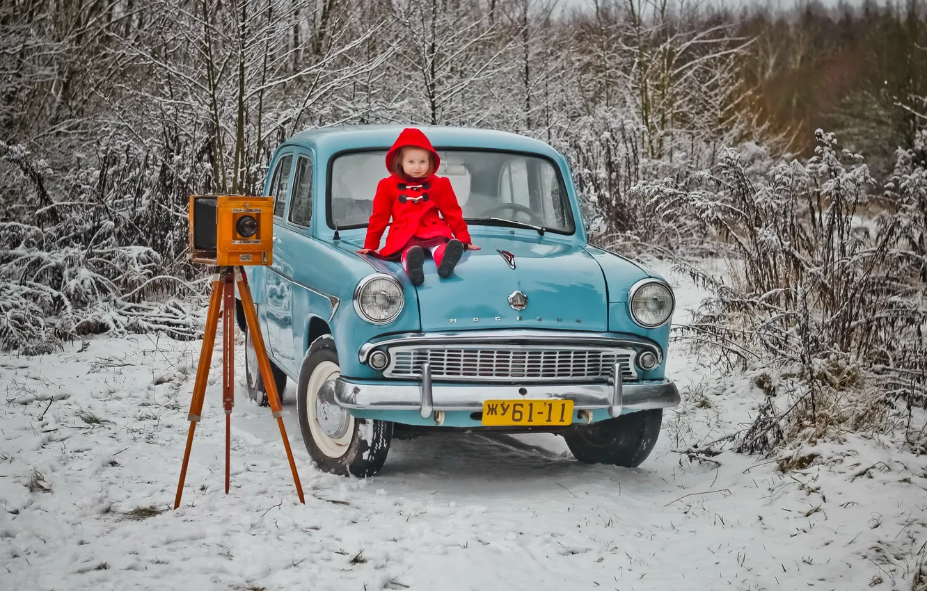 Photo wallpaper retro, new year, forest, Christmas, smile, camera, winter, mood