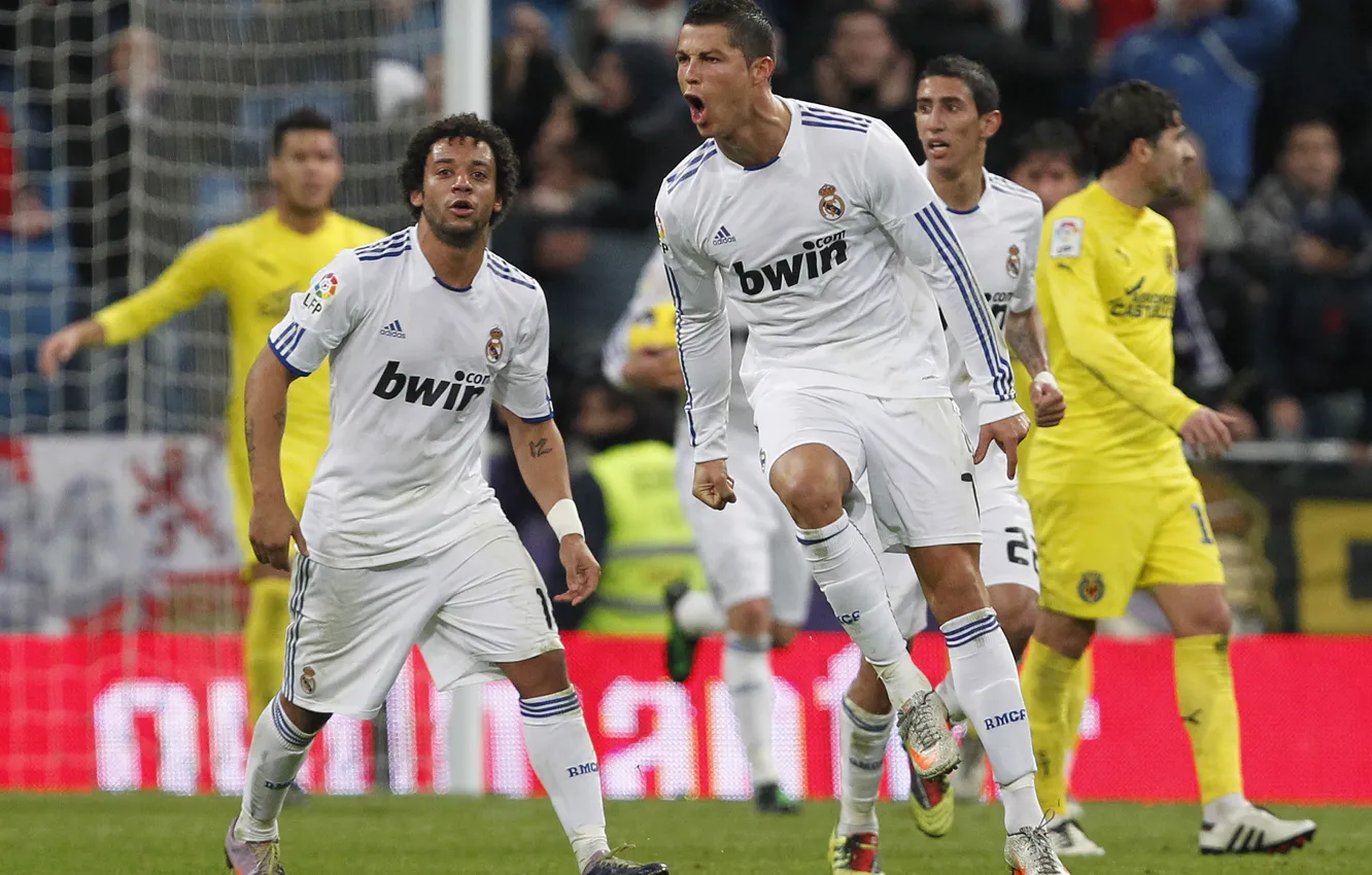 Photo wallpaper Cristiano Ronaldo, Real Madrid, Marcelo, Mary, 2010-2011