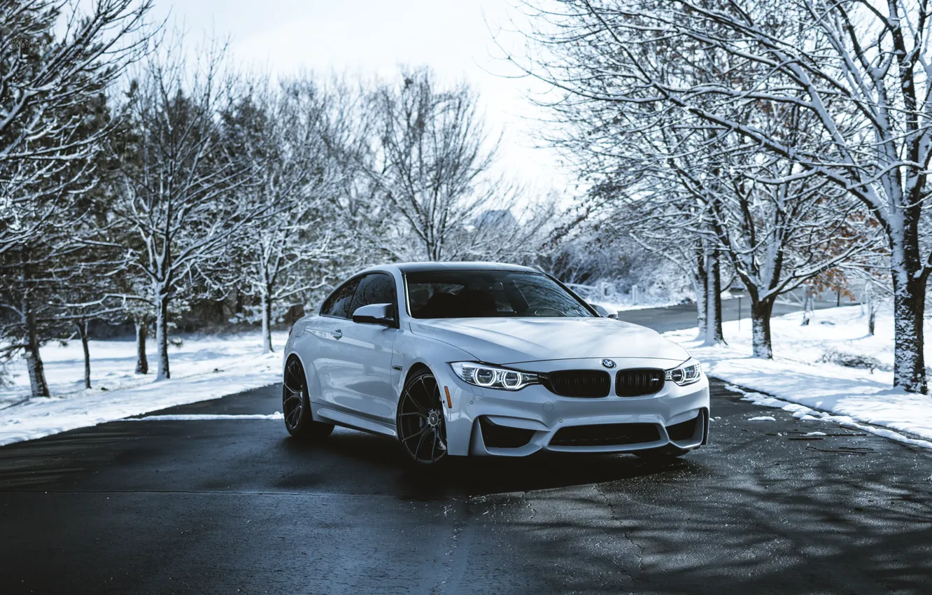 Photo wallpaper BMW, white, winter
