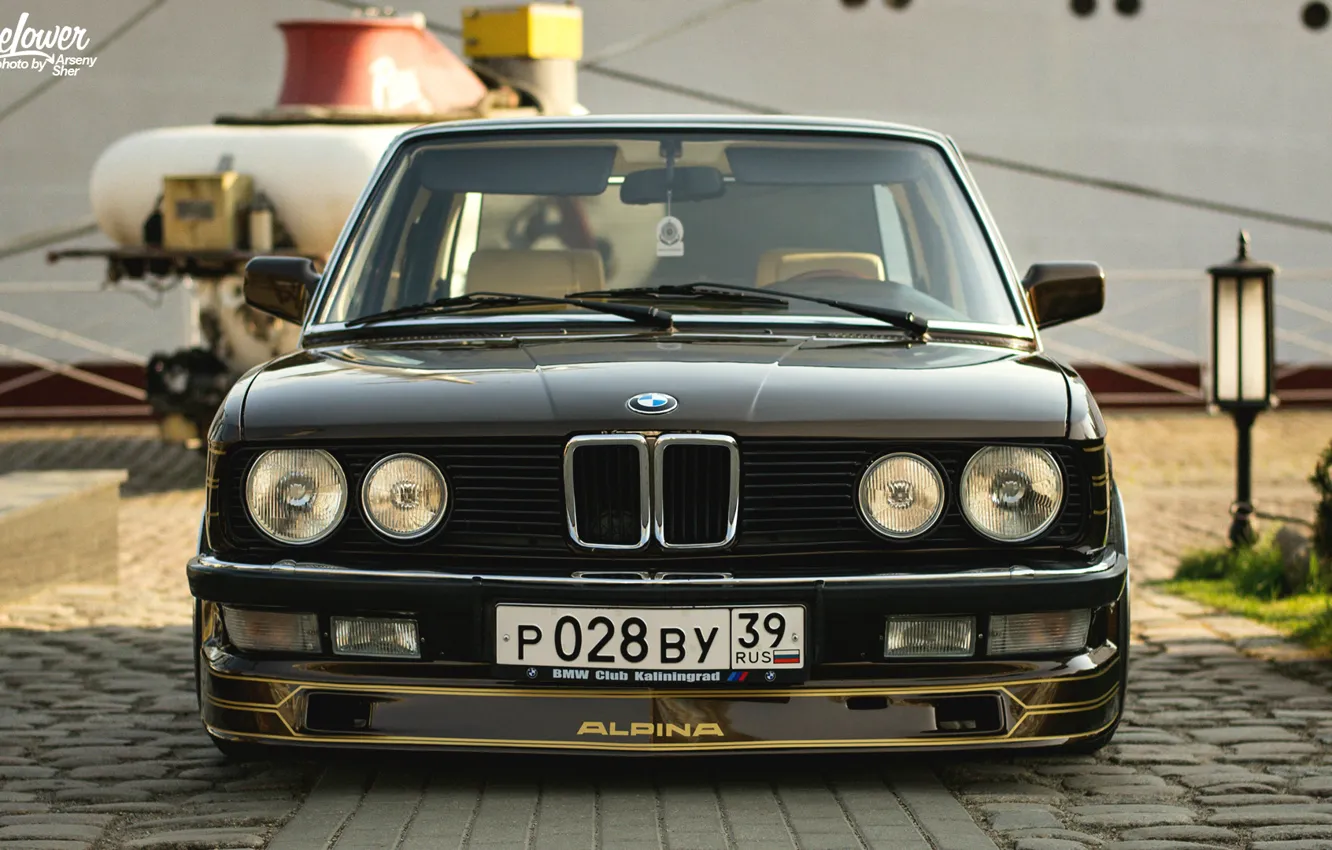 Photo wallpaper BMW, stance, E28