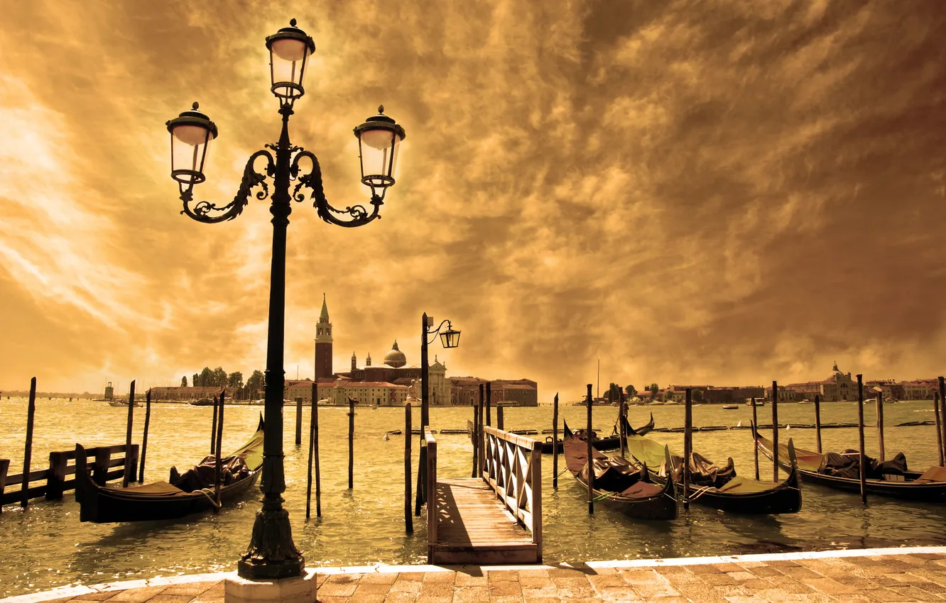 Photo wallpaper Italy, Venice, channel, promenade, Italy, gondola, Venice