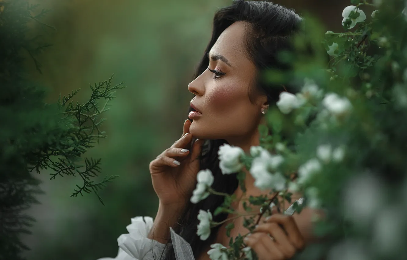 Photo wallpaper flowers, branches, pose, model, portrait, makeup, brunette, hairstyle