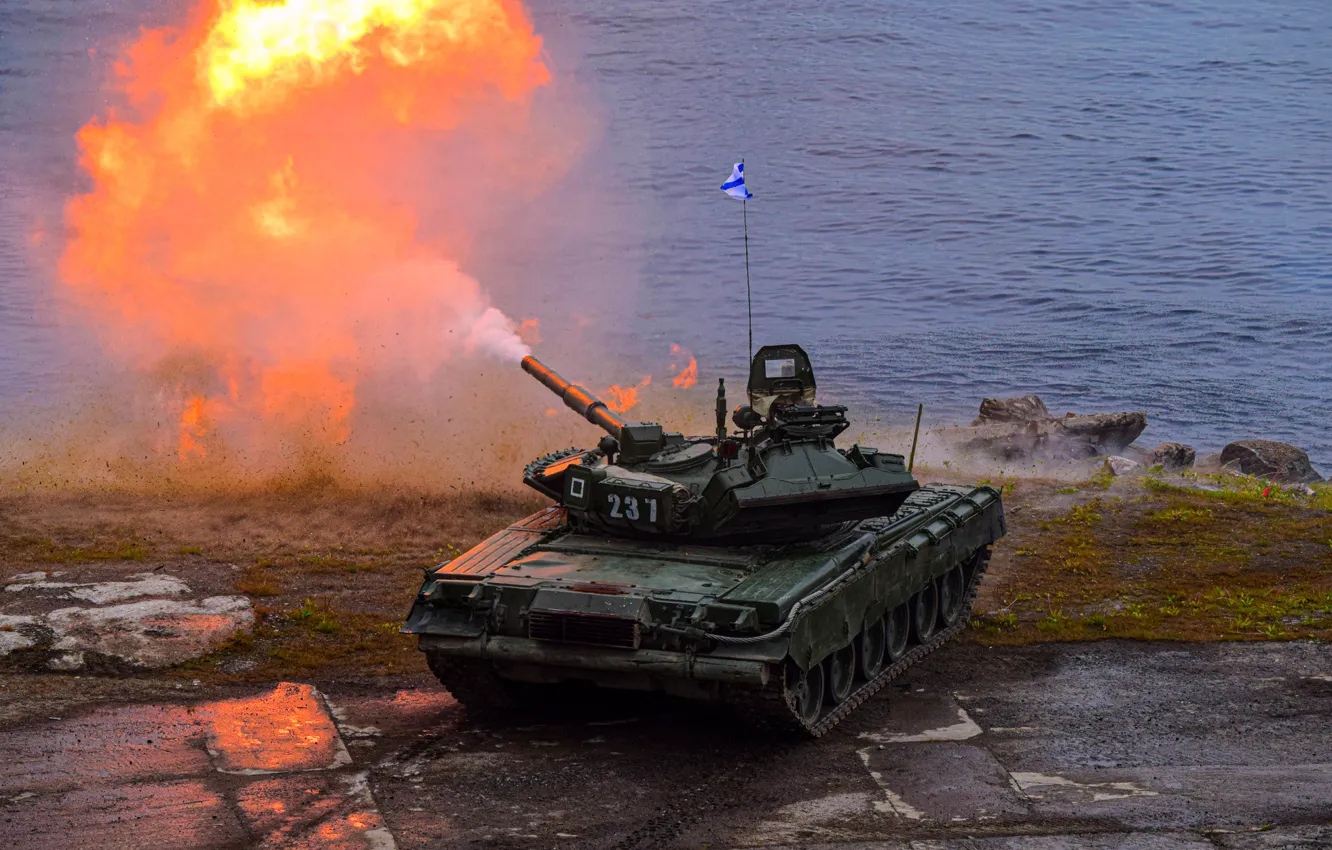 Photo wallpaper tank, shooting, T-80БВМ