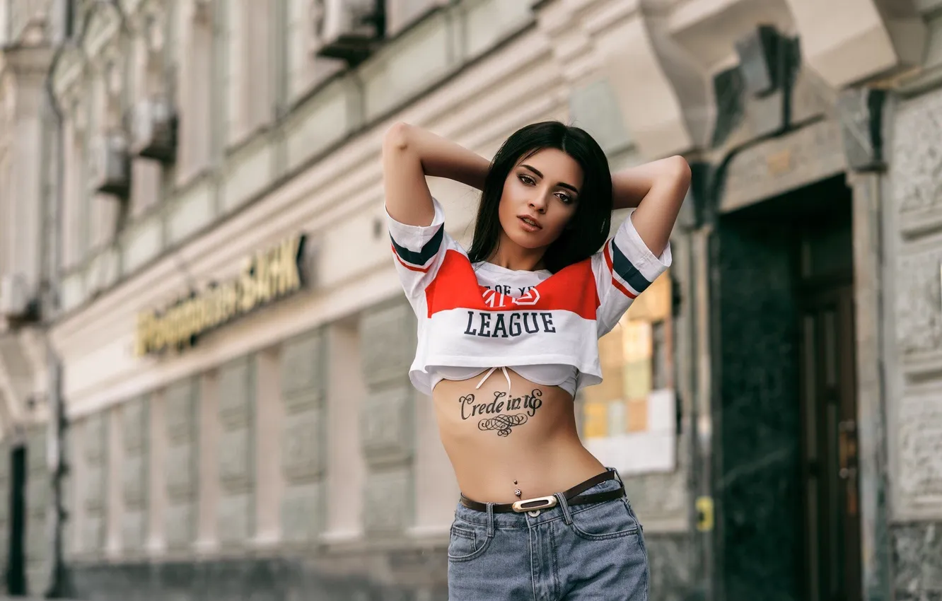 Photo wallpaper tattoo, women, jeans, belly, t-shirt, belt, portrait, White Bra