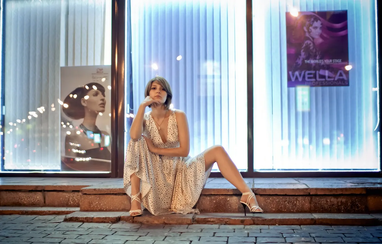 Photo wallpaper girl, street, showcase