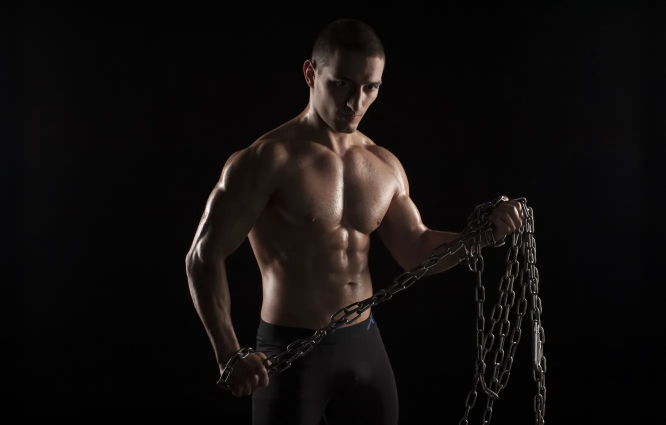Photo wallpaper muscle, man, men, body, sports, guy, chains, strong