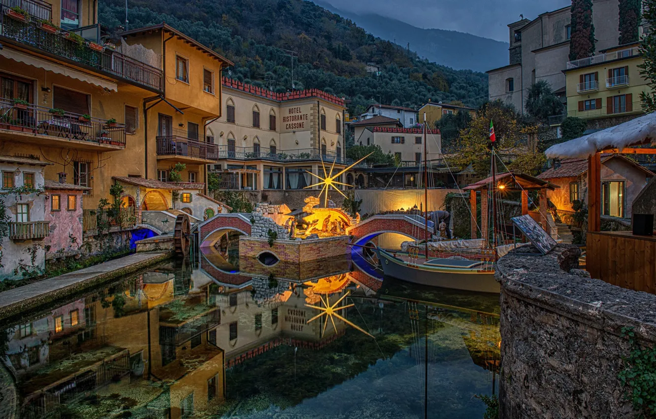 Photo wallpaper lake, reflection, boat, building, home, Italy, the bridge, Italy