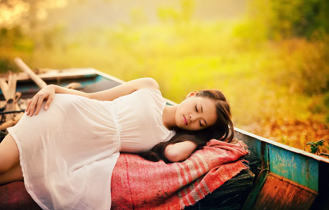 Photo wallpaper girl, boat, sleep
