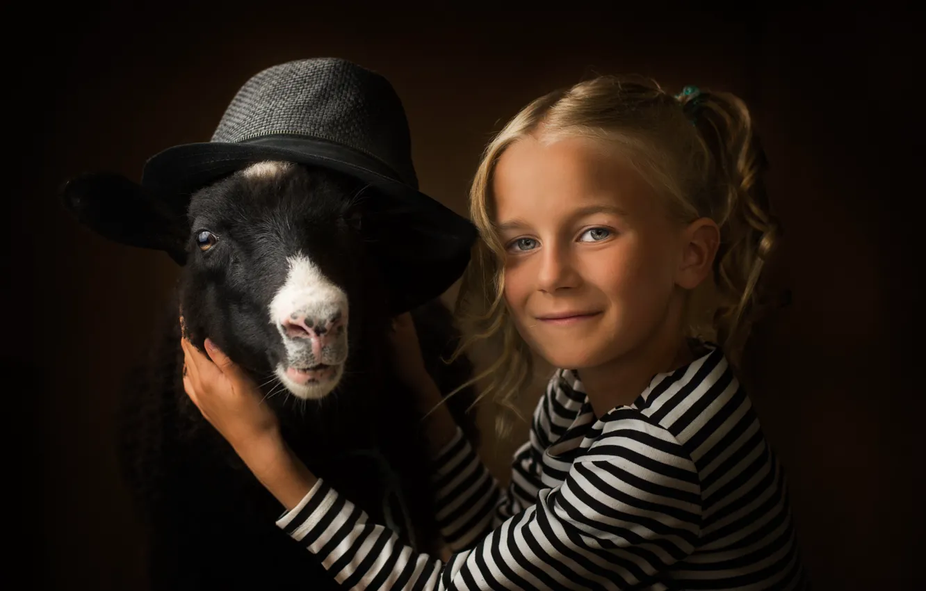 Photo wallpaper hat, girl, sheep
