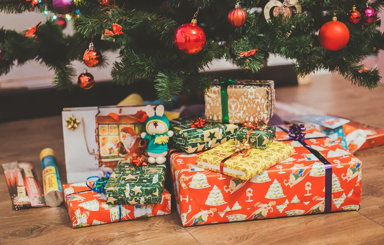 Photo wallpaper tree, Christmas, gifts