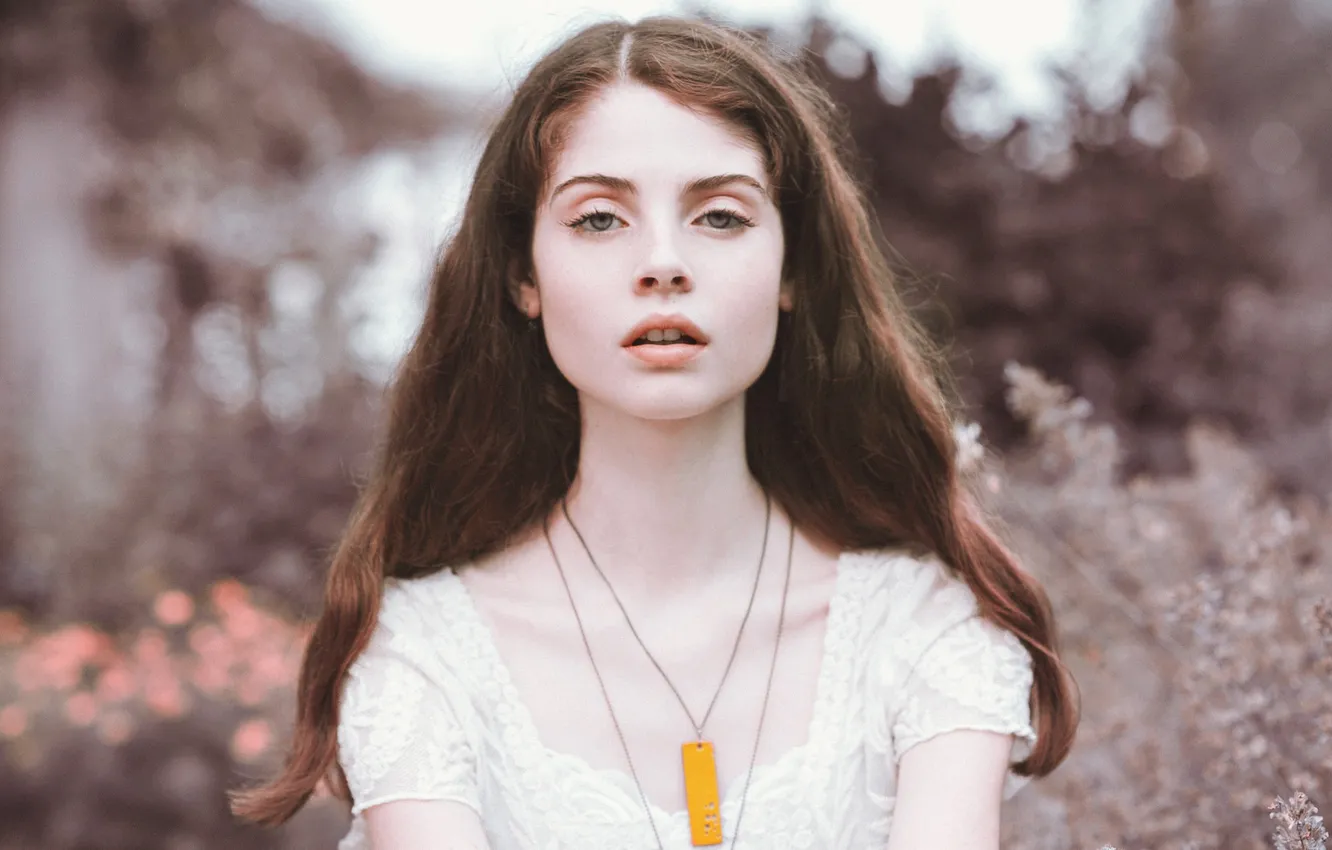 Photo wallpaper look, girl, portrait, pendant, looks, suspension