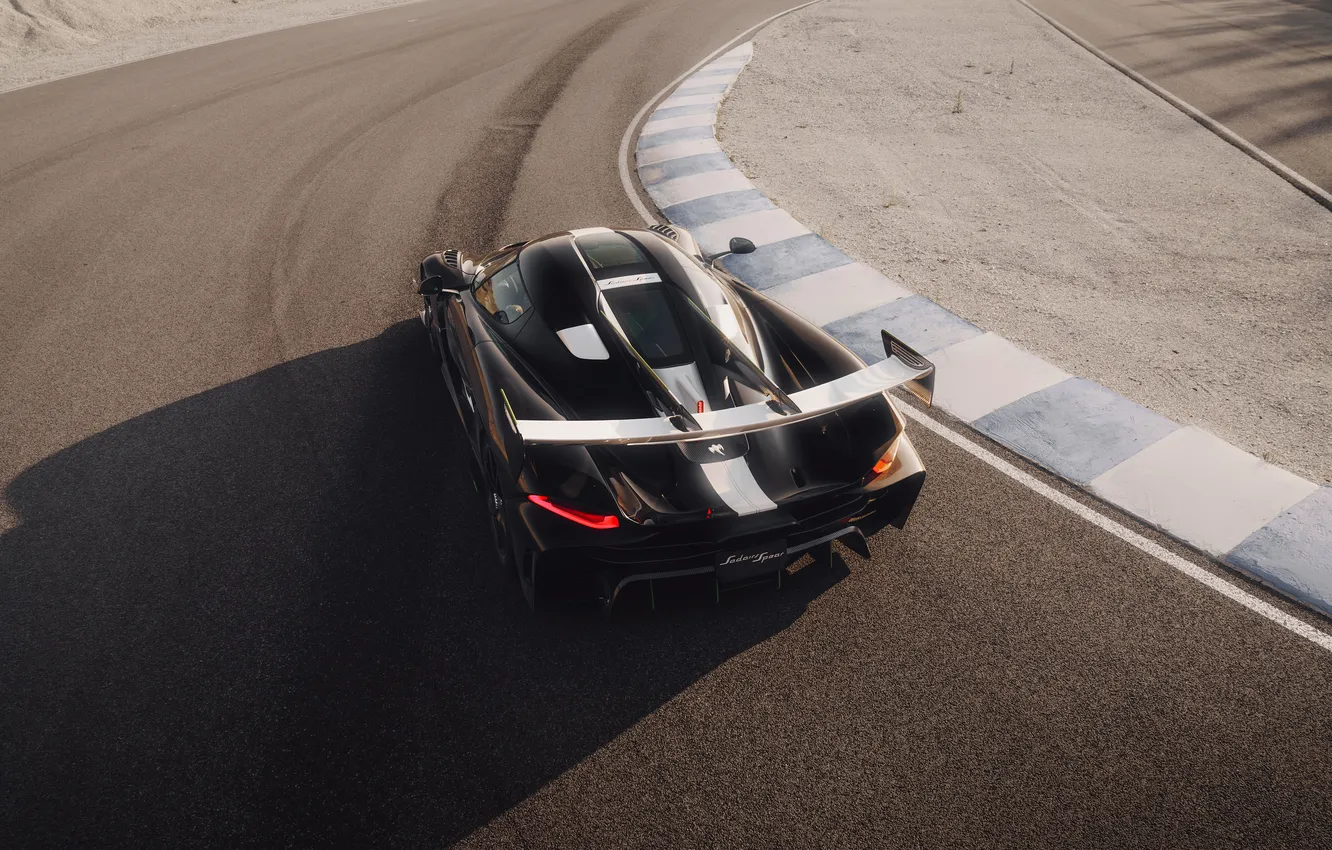 Photo wallpaper Koenigsegg, spear, 2160P, Sadairs