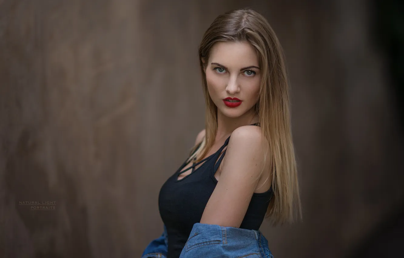 Photo wallpaper look, girl, background, model, portrait, makeup, hairstyle, nature