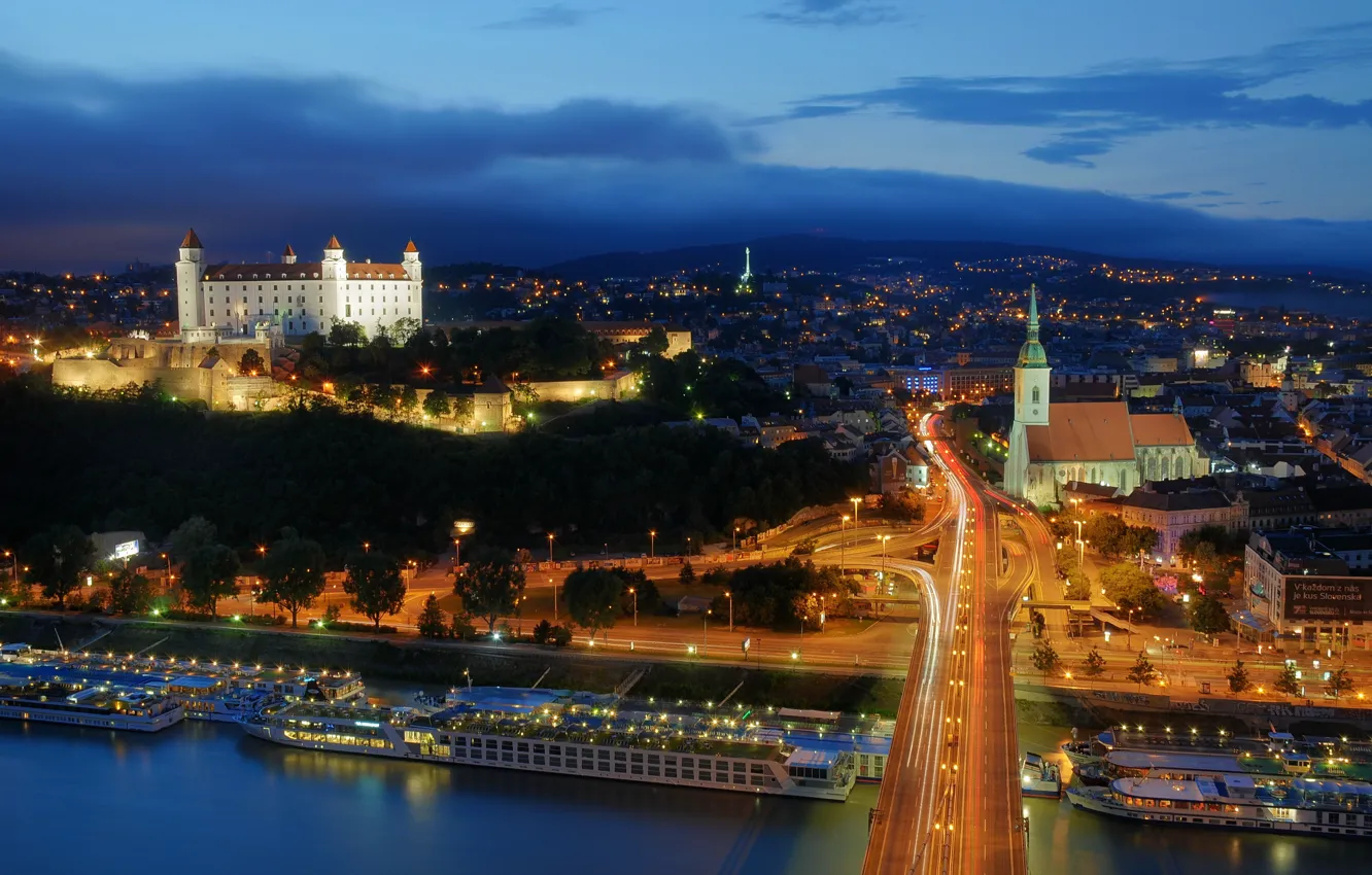 Photo wallpaper lights, twilight, Slovakia, Bratislava