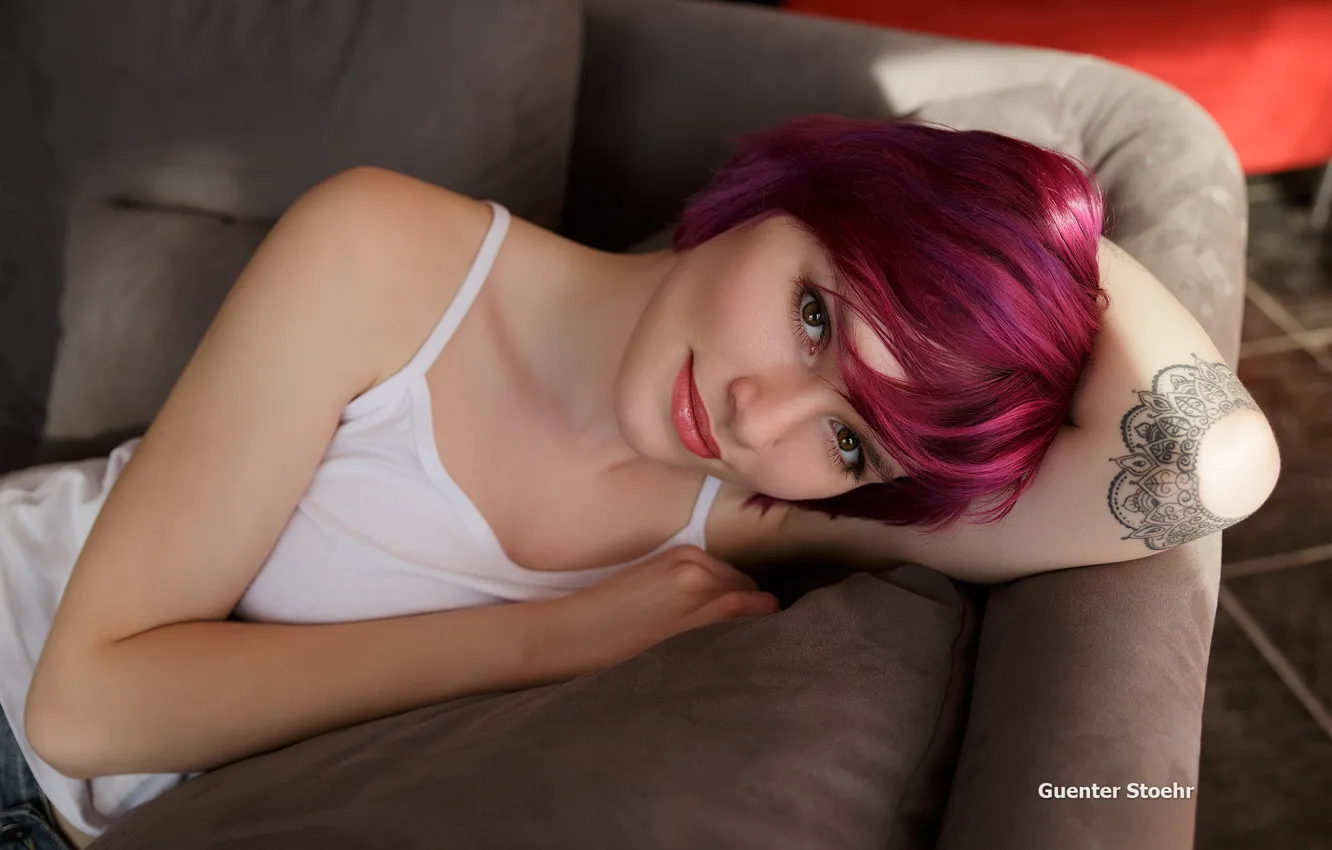 Photo wallpaper model, tattoo, looking at camera, dyed hair, Guenter Stoehr, On The COuch