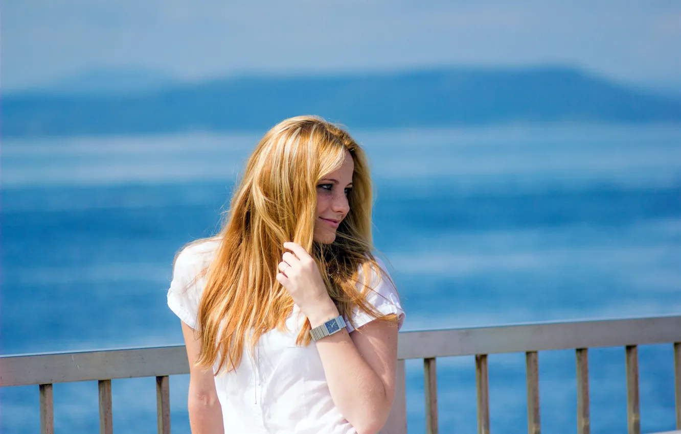 Photo wallpaper sea, look, blonde, freckles, PERILLA