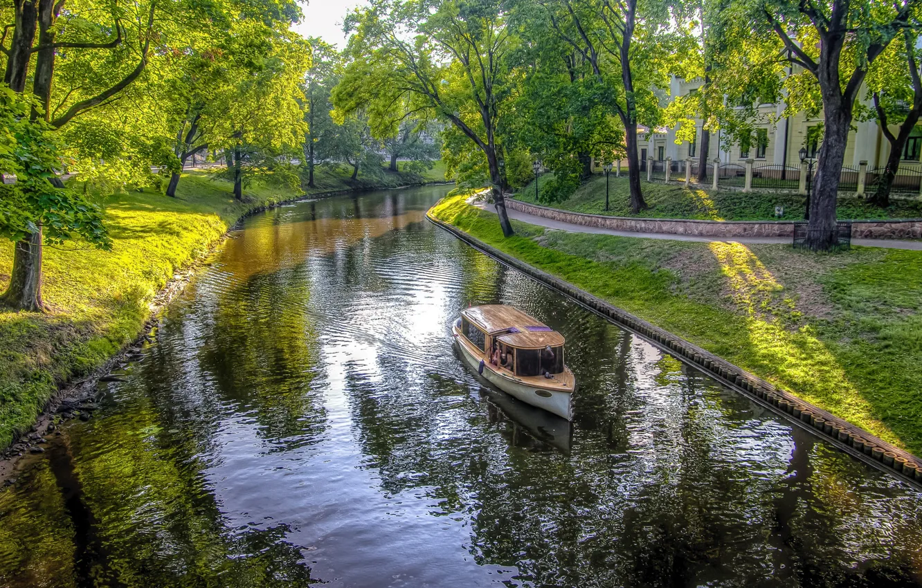 Photo wallpaper greens, trees, Park, HDR, boat, channel, Riga, Latvia