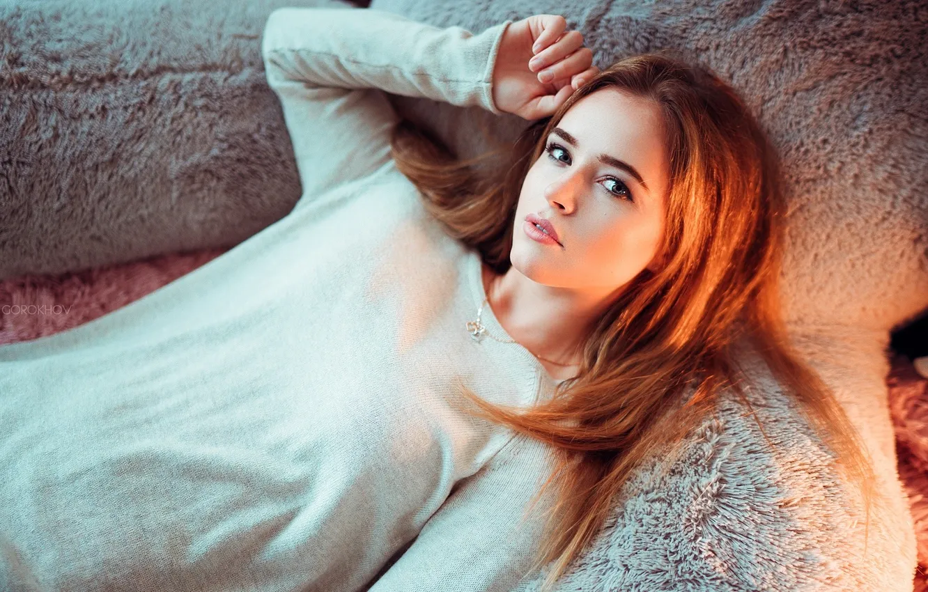 Photo wallpaper model, redhead, looking at camera, sweater, Polina Grents