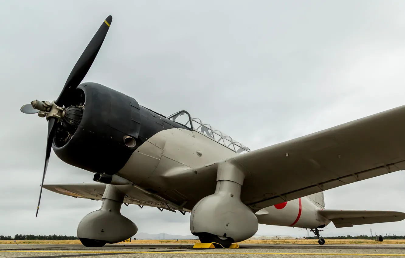 Photo wallpaper screw, the airfield, Japanese fighter