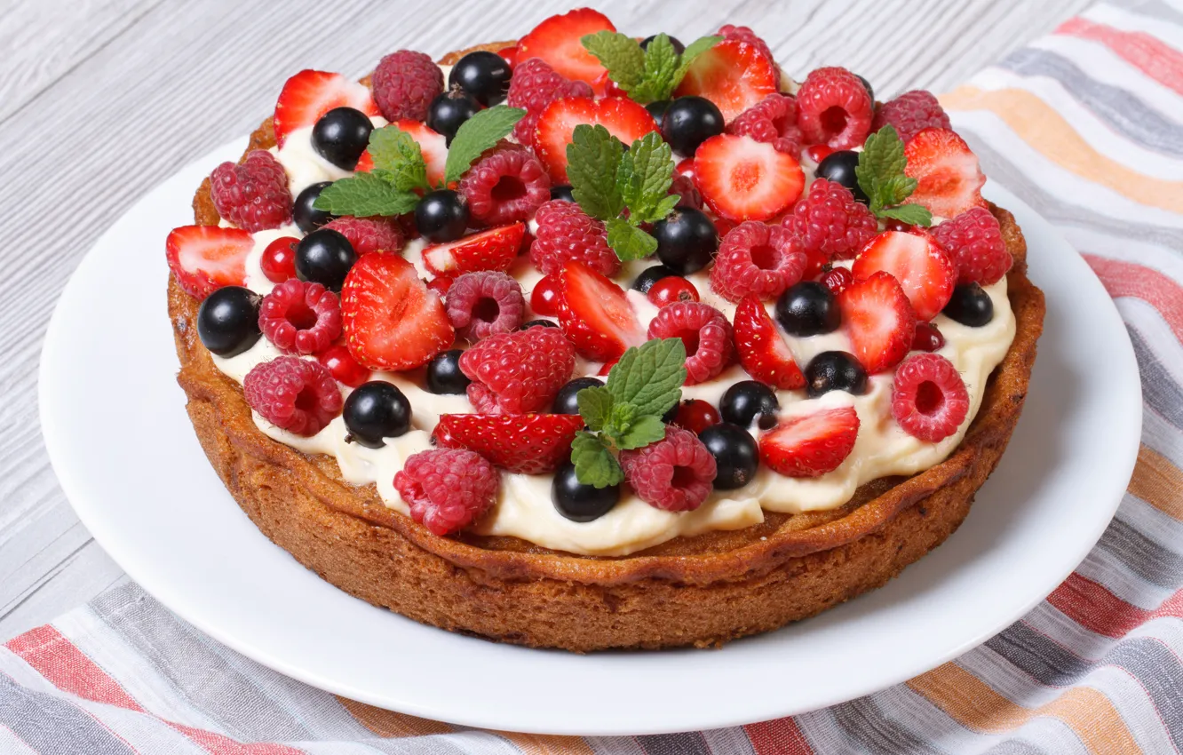 Photo wallpaper berries, raspberry, strawberry, pie, cake, cake, cream, dessert