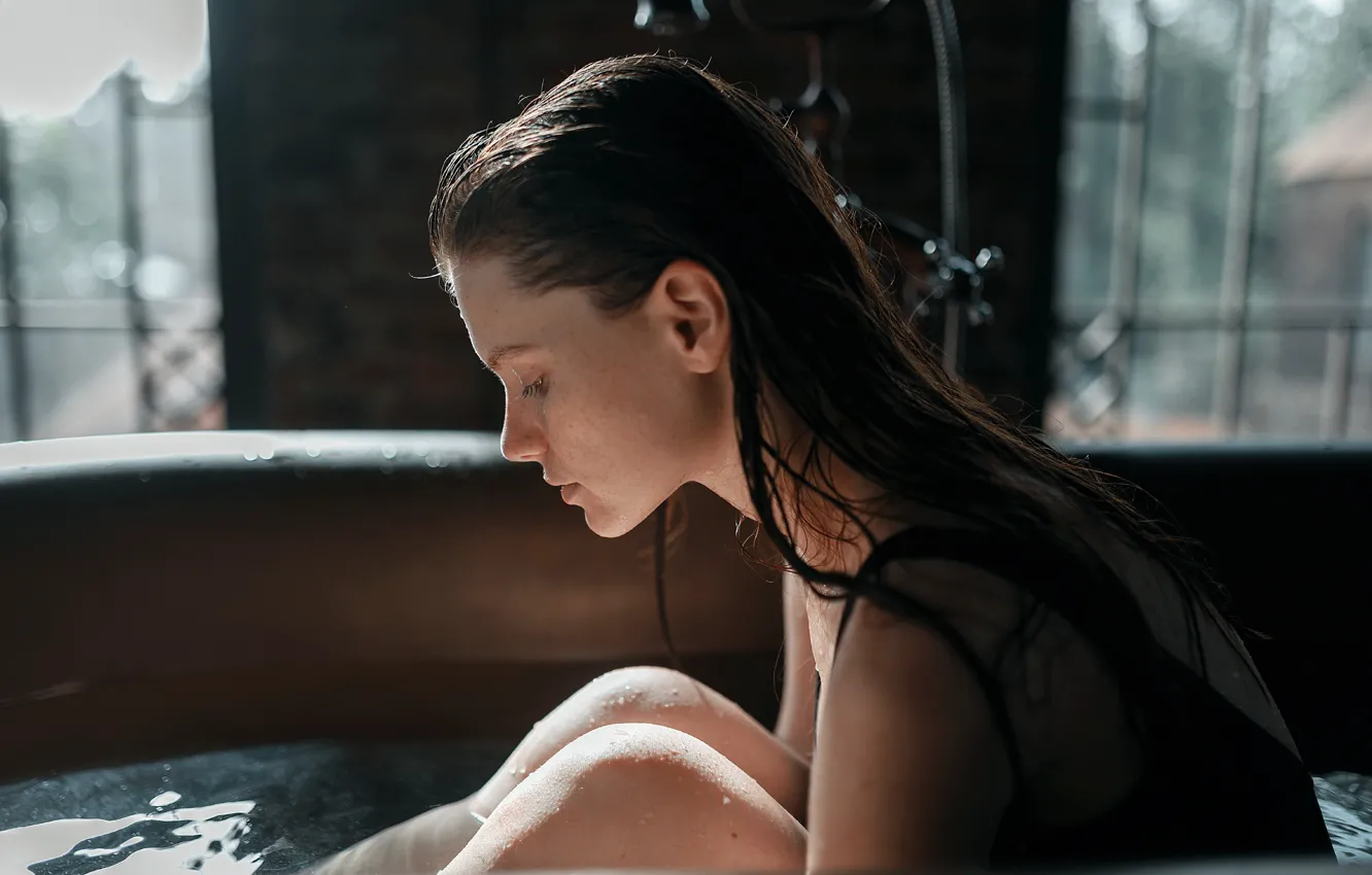 Photo wallpaper in the water, girl, Juliana Naidenova