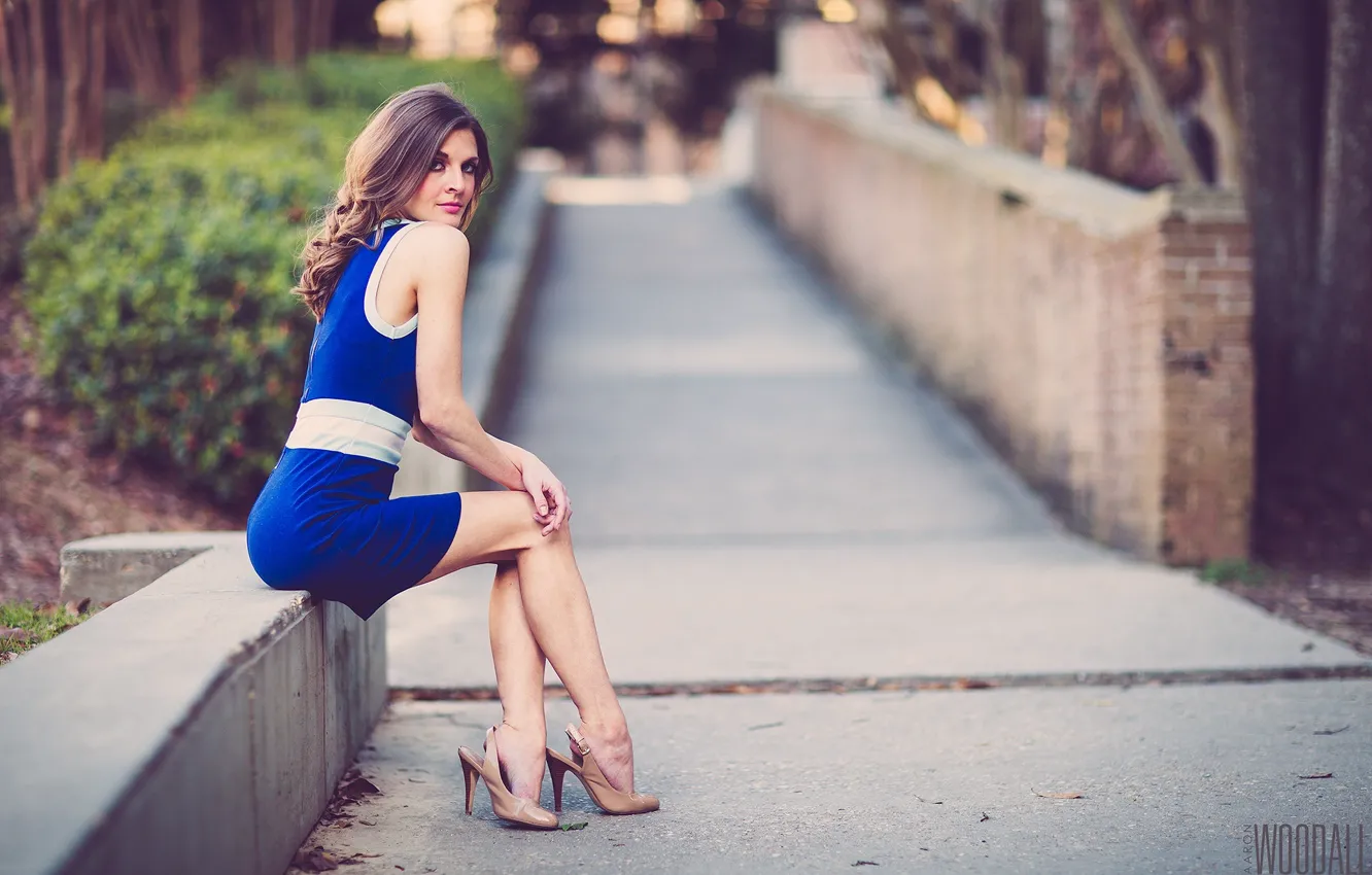Photo wallpaper look, girl, figure, dress, legs, photographer, sandals, Aaron Woodall