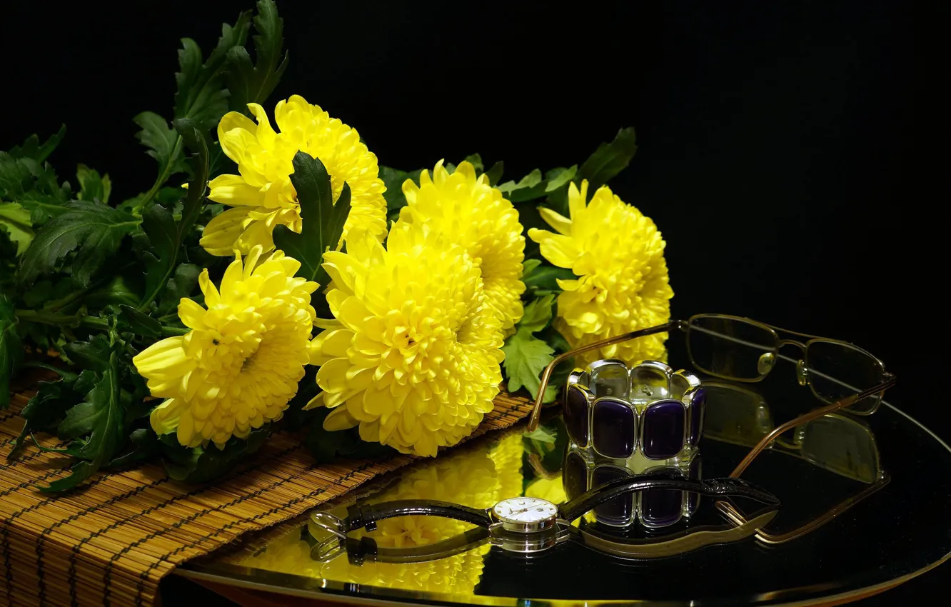 Photo wallpaper still life, chrysanthemum, yellow on black