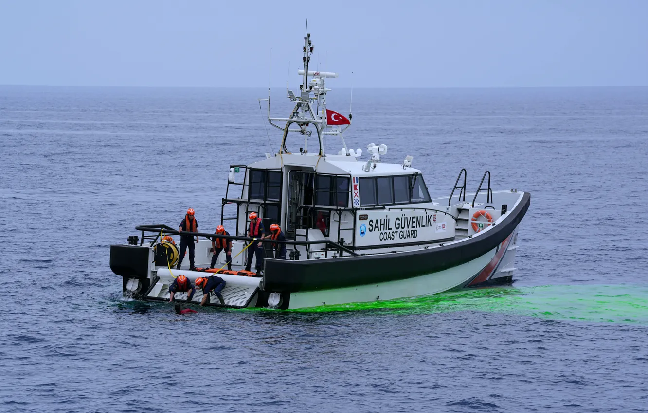 Photo wallpaper exercises, Turkey, the coast guard