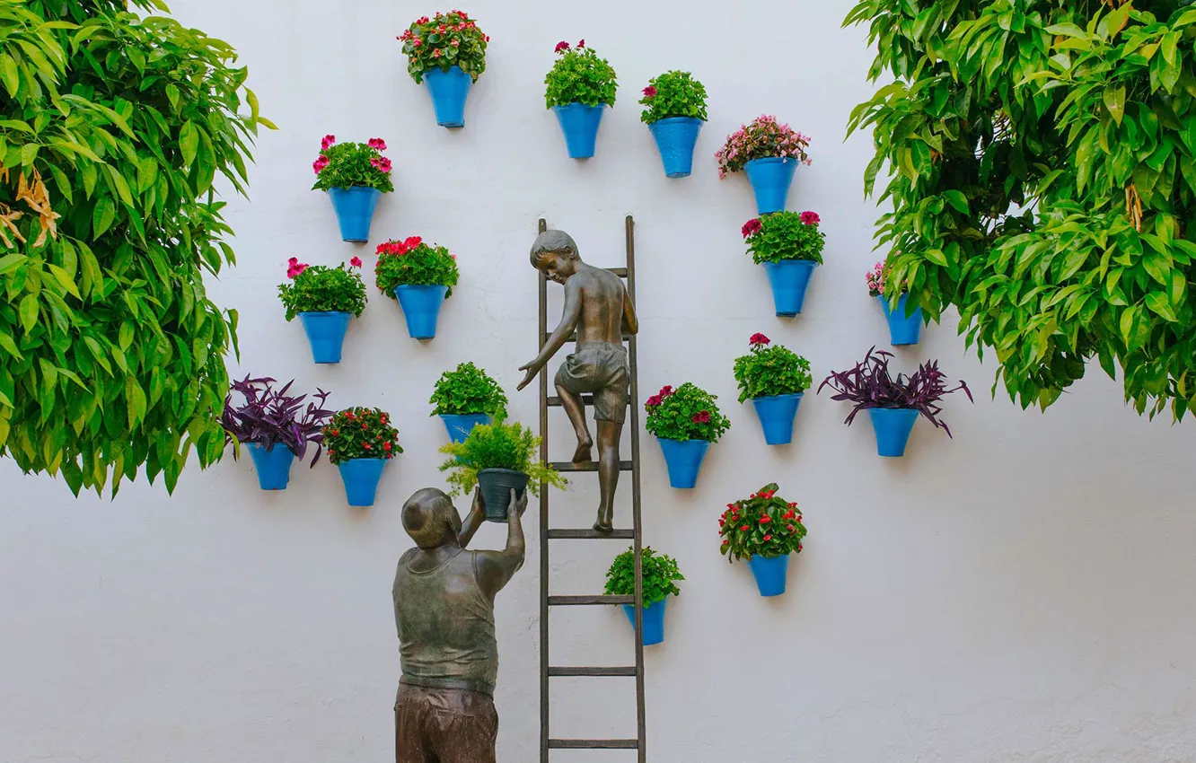 Photo wallpaper sculpture, Spain, Cordoba, bronze, grandfather and grandson