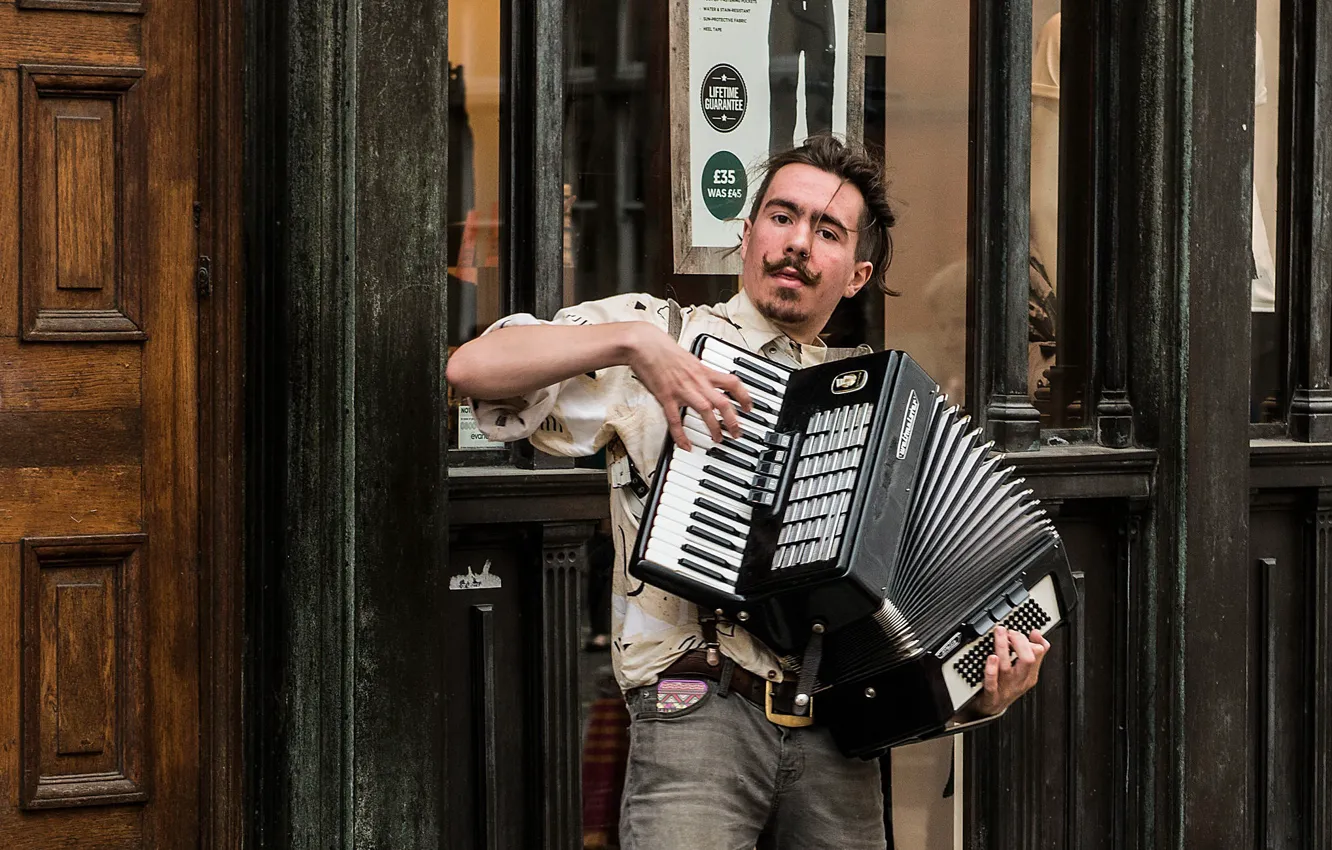 Photo wallpaper street, accordion, Street musician