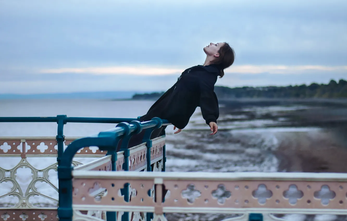 Photo wallpaper girl, the situation, balcony