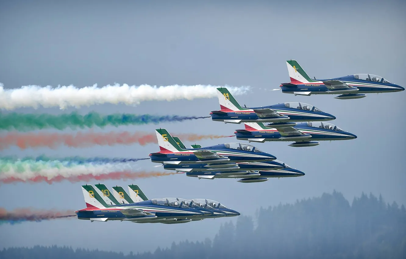 Photo wallpaper Red, Green, White, Austria, Italian, Airshow, Airplanes, Frecce Tricolori