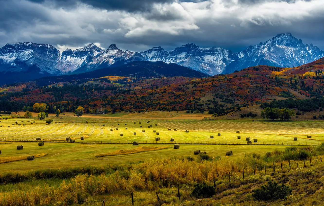 Photo wallpaper mountains, countryside, farm, cloudy, hay, bales, peaks, farmland