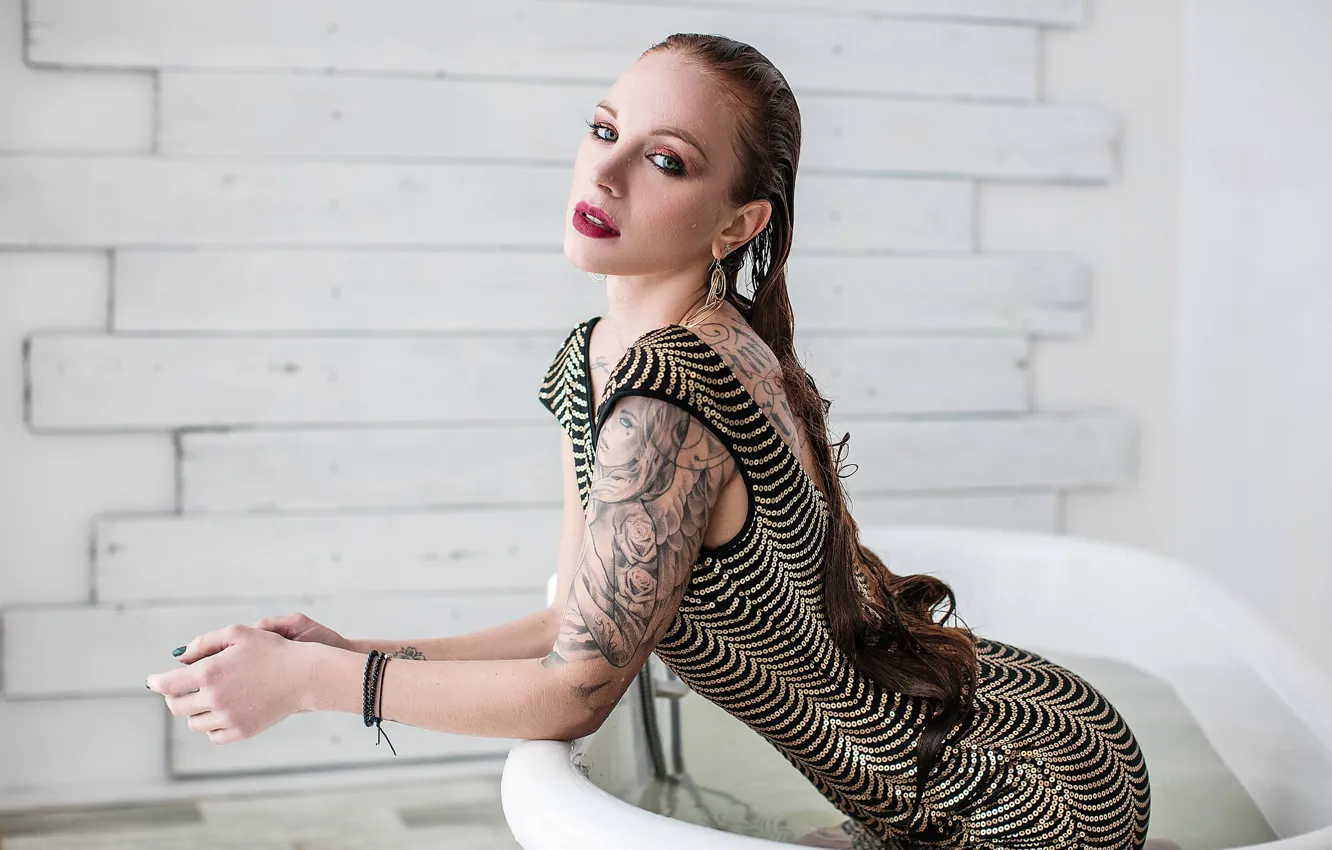 Photo wallpaper drops, makeup, figure, bath, wet girl