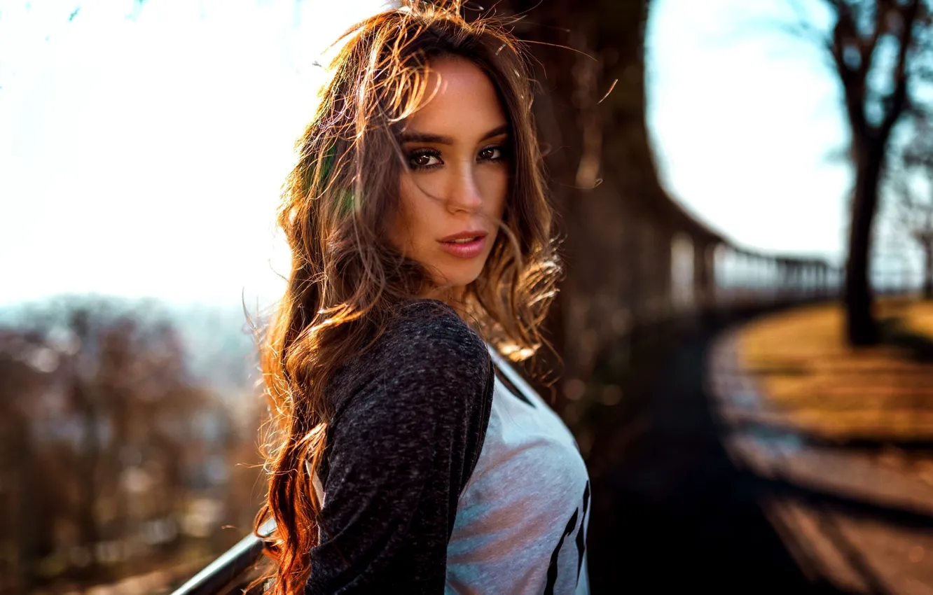 Photo wallpaper girl, the sun, portrait, makeup, hairstyle, brown hair, bokeh, Miro Hofmann