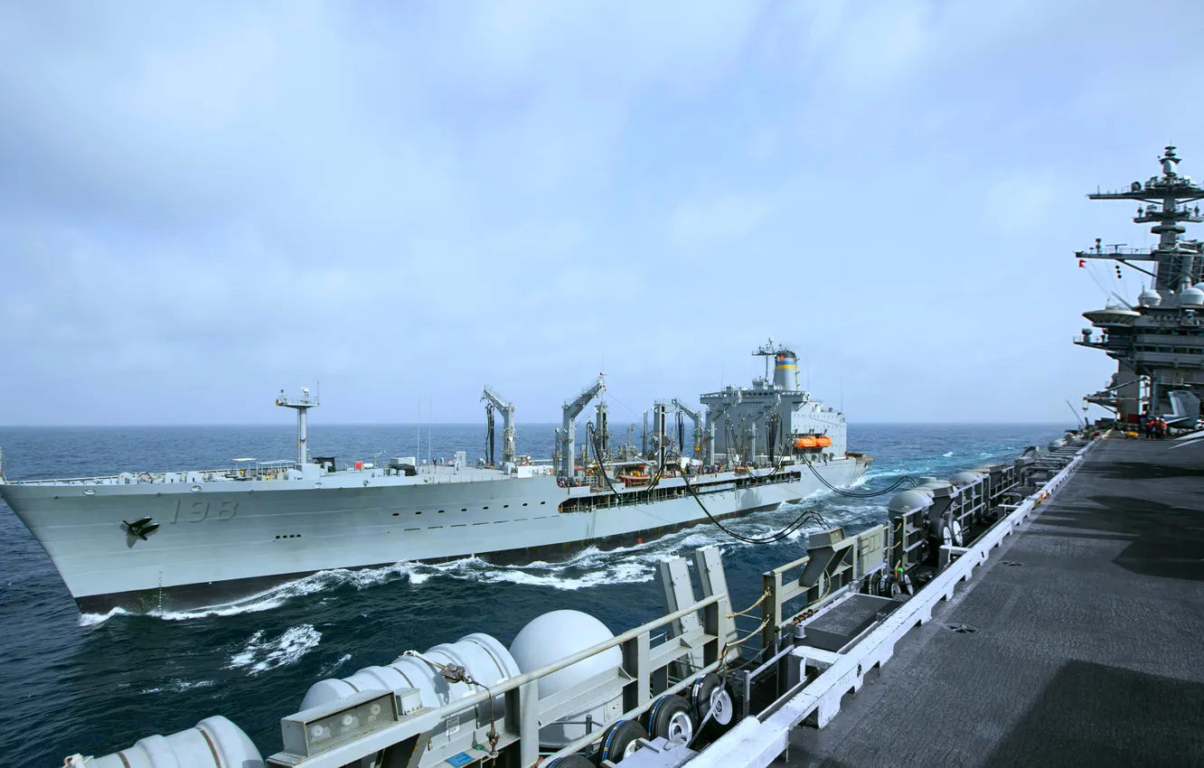 Photo wallpaper tanker, the carrier, US NAVY, USS Abraham Lincoln, Bunkering, USNS Big Horn