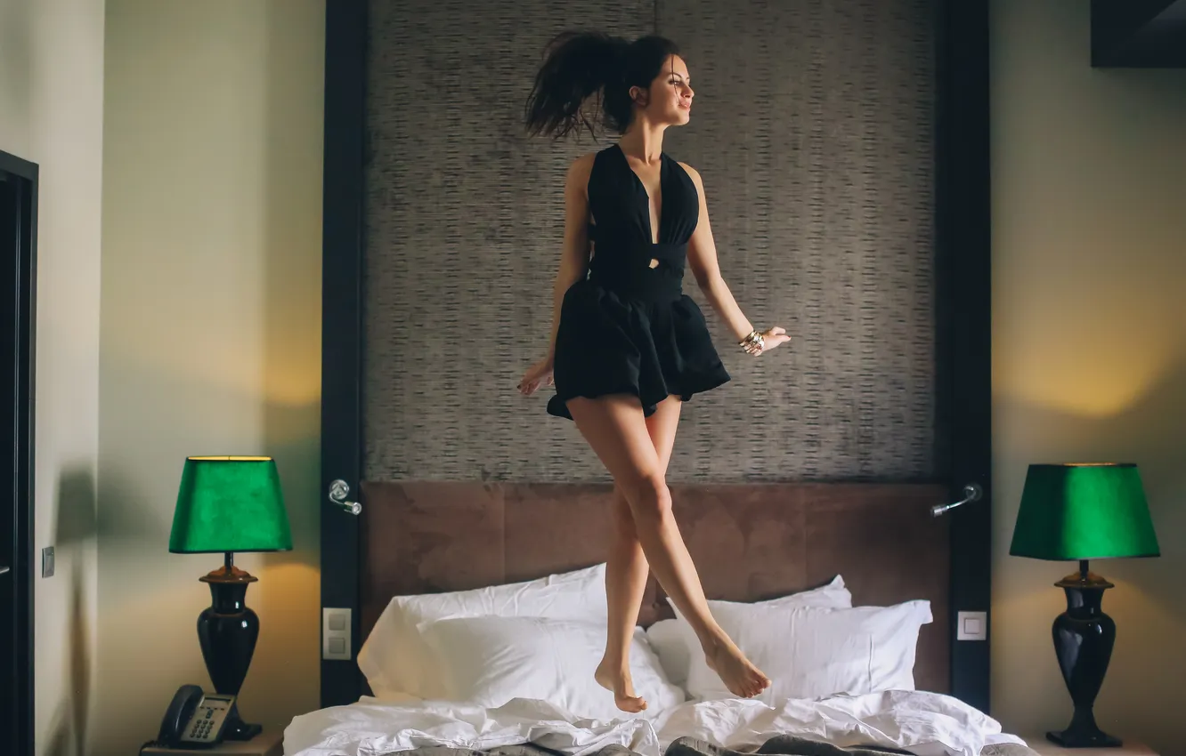Photo wallpaper girl, face, room, mood, jump, hair, bed