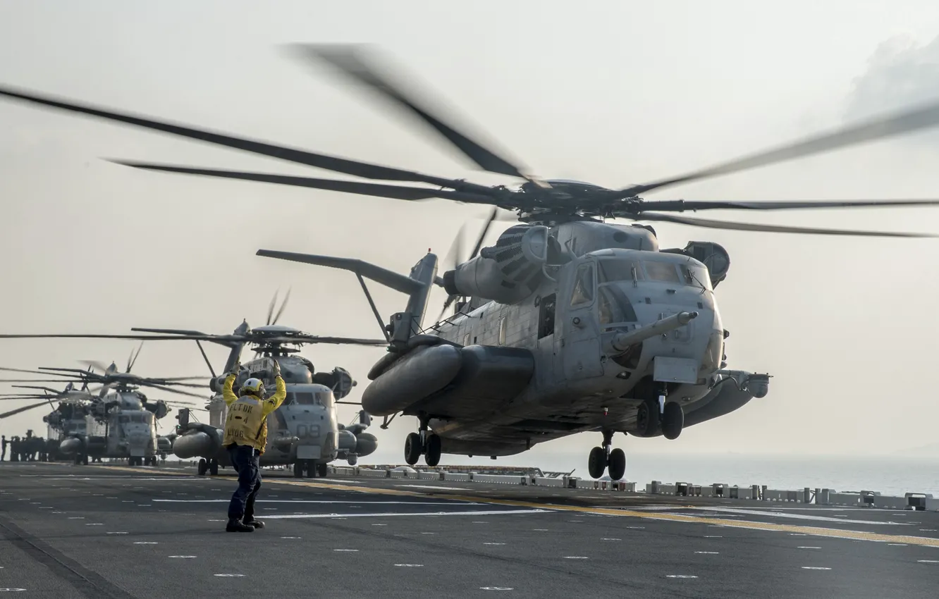 Photo wallpaper deck, helicopter, Super Stallion, CH-53E