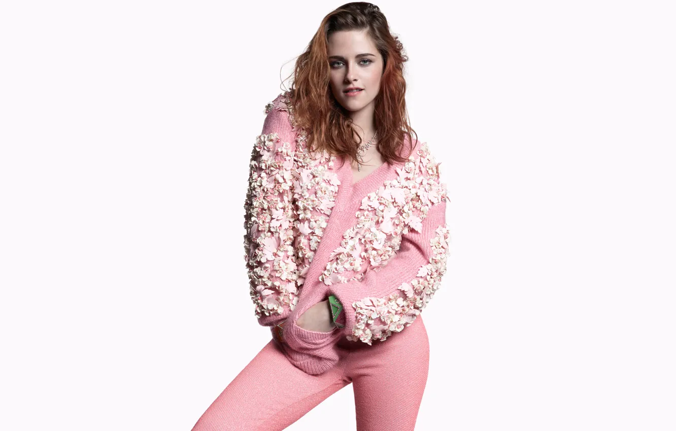 Photo wallpaper pose, makeup, figure, actress, hairstyle, costume, white background, brown hair