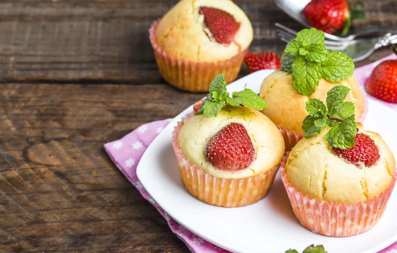 Photo wallpaper strawberry, cakes, strawberry, cupcake, cupcakes, muffin