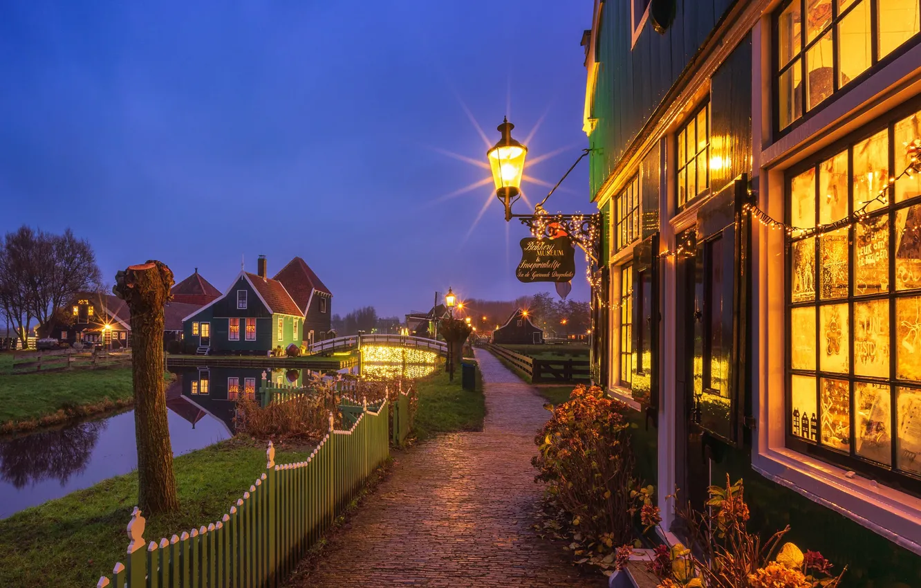Photo wallpaper the fence, home, the evening, village, lights, channel, house, Netherlands