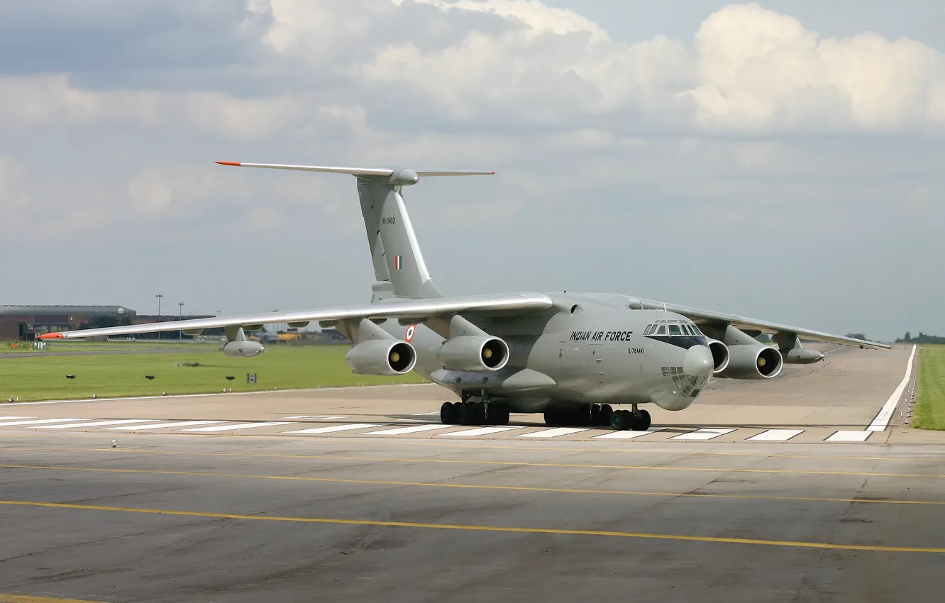 Photo wallpaper the sky, the airfield, tanker aircraft, Il-78