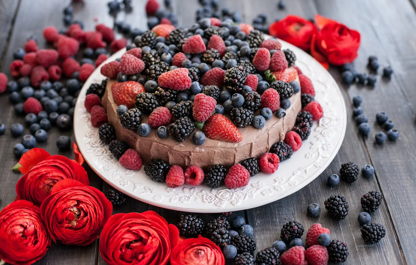 Photo wallpaper flowers, berries, raspberry, blueberries, pie, sweets, cake, cream