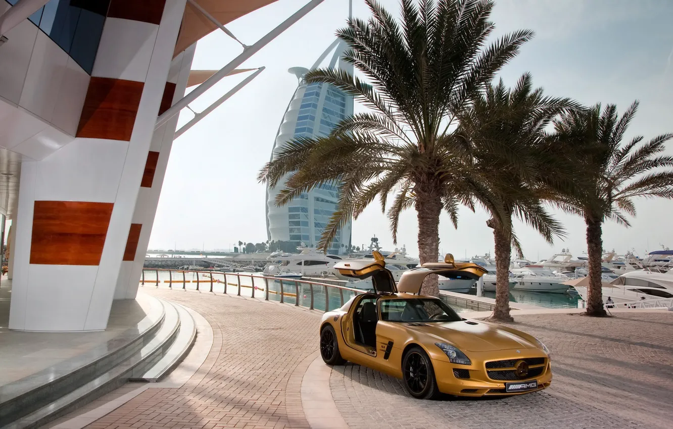 Photo wallpaper palm trees, heat, yachts, mercedes, benz, Dubai